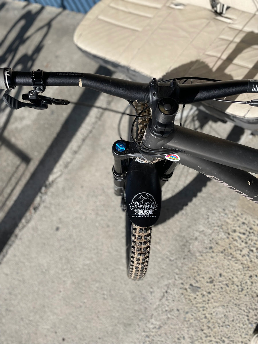 Marsh guard top bike